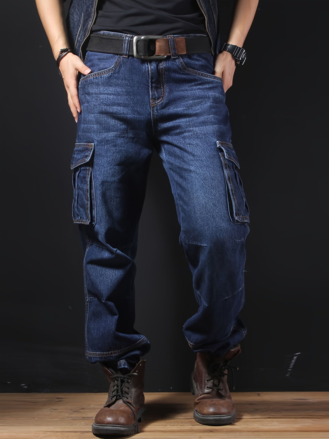 Men's Straight Leg Jeans - Classic Wash Utility Pocket – view 3