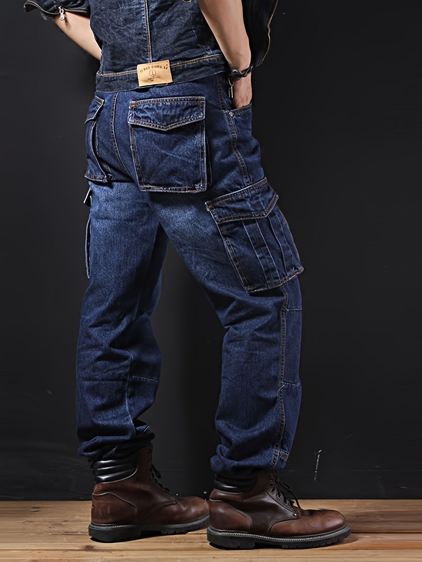 Men's Straight Leg Jeans - Classic Wash Utility Pocket – view 6