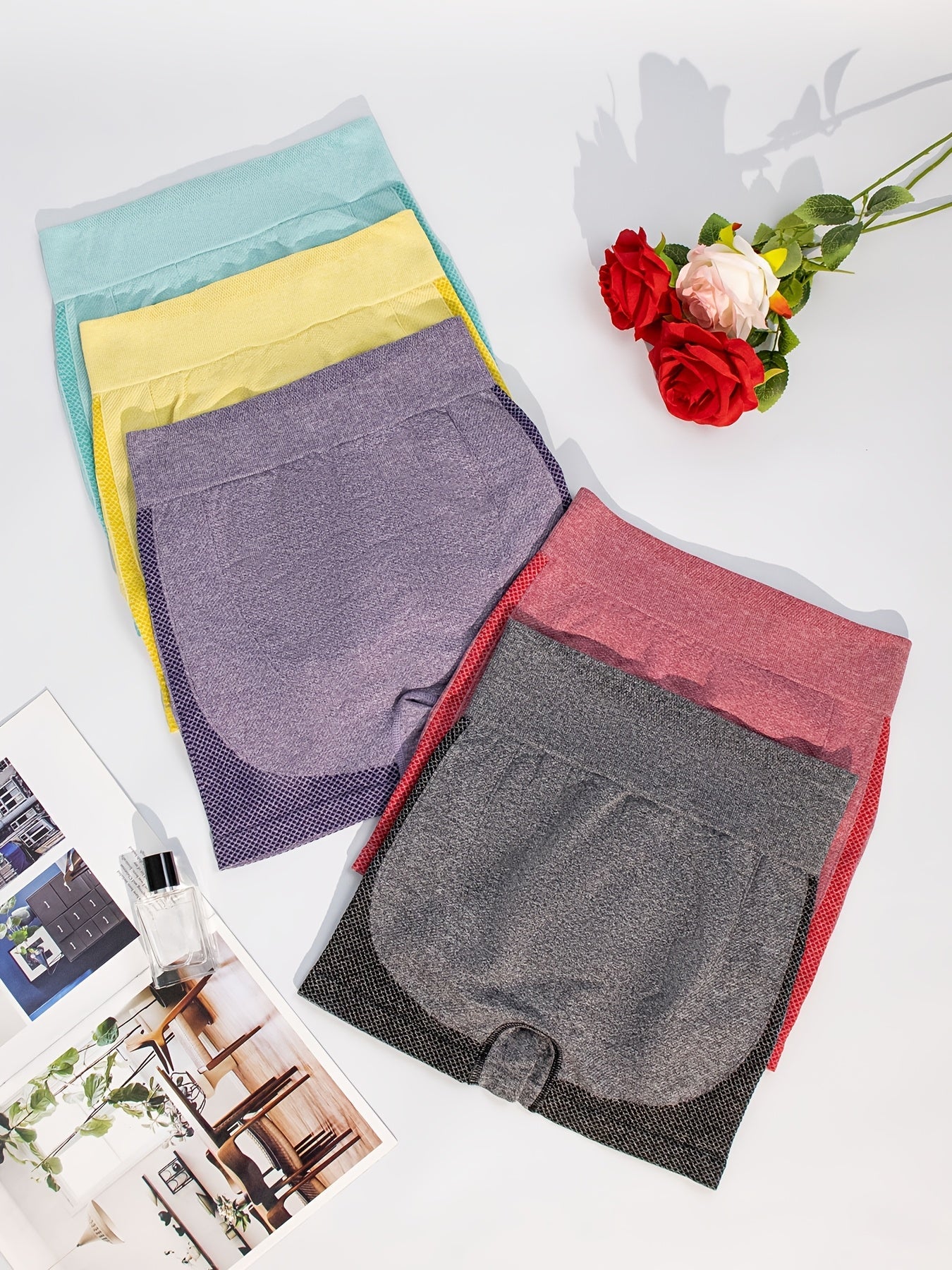 Mixed colors Knit High-Waist Striped Shorts – view 4