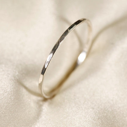 Stackable Rings for Women - Hammered Ring S925 Sterling Silver Minimalist Textured Band Ring Sizes - product detail view 4