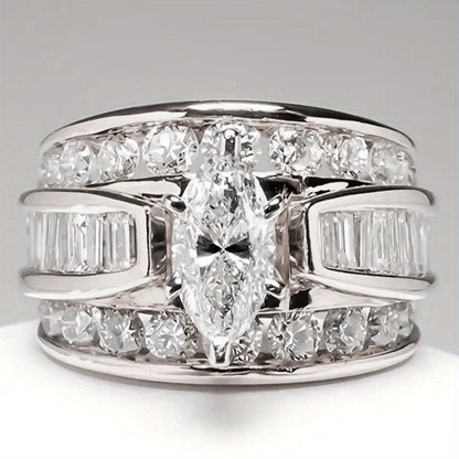 Stackable Rings for Women - Wide Band Ring Set 2Pcs for - Vintage Elegant Engagement Ring Set, Silver - product detail view