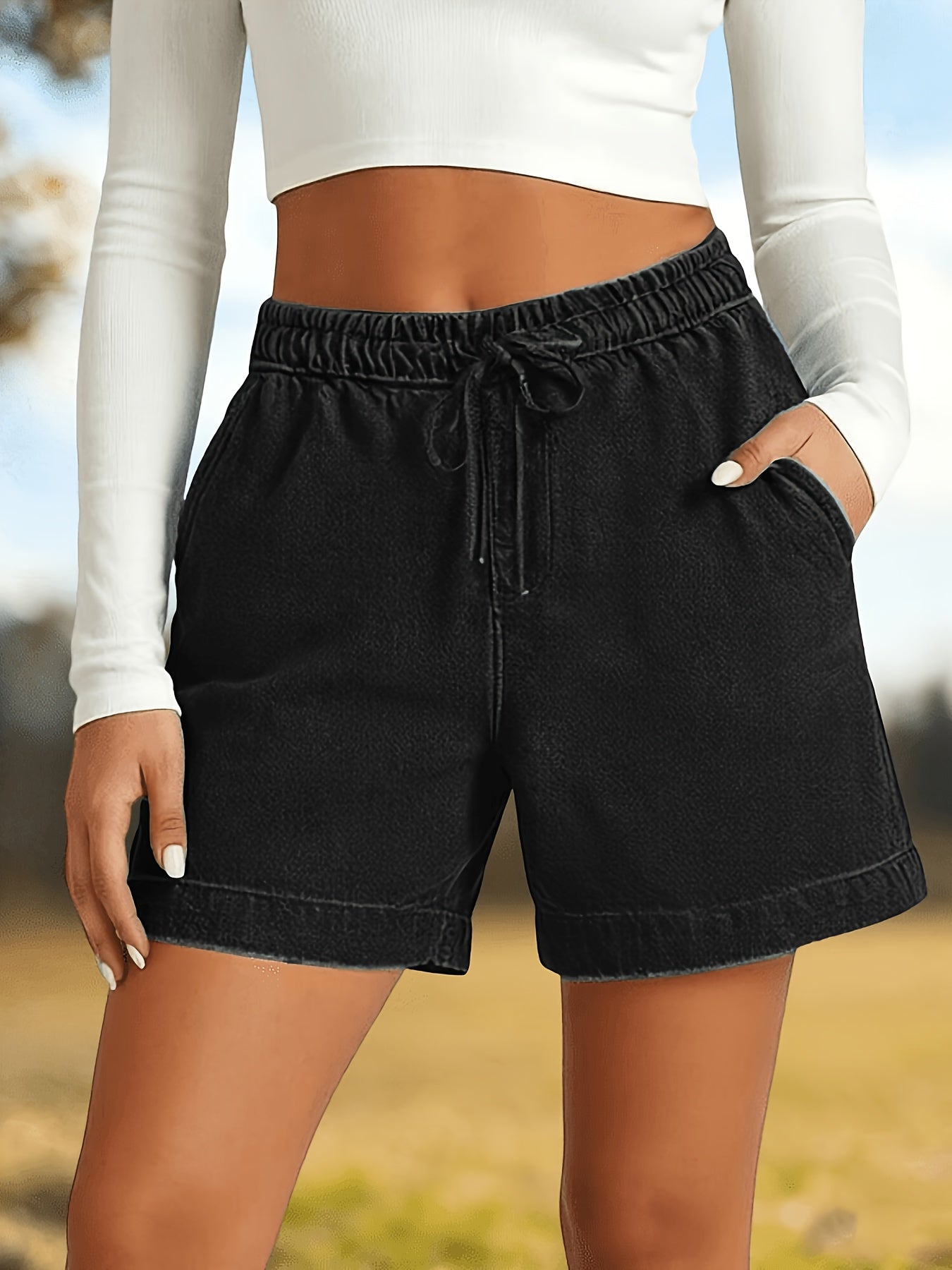 Unisex Denim Shorts – Sizes S–XXL detail view