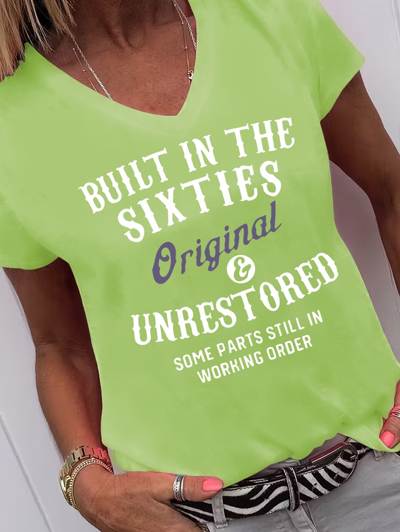 Unisex Graphic Print T-Shirt – Dark Gray / Black detail view