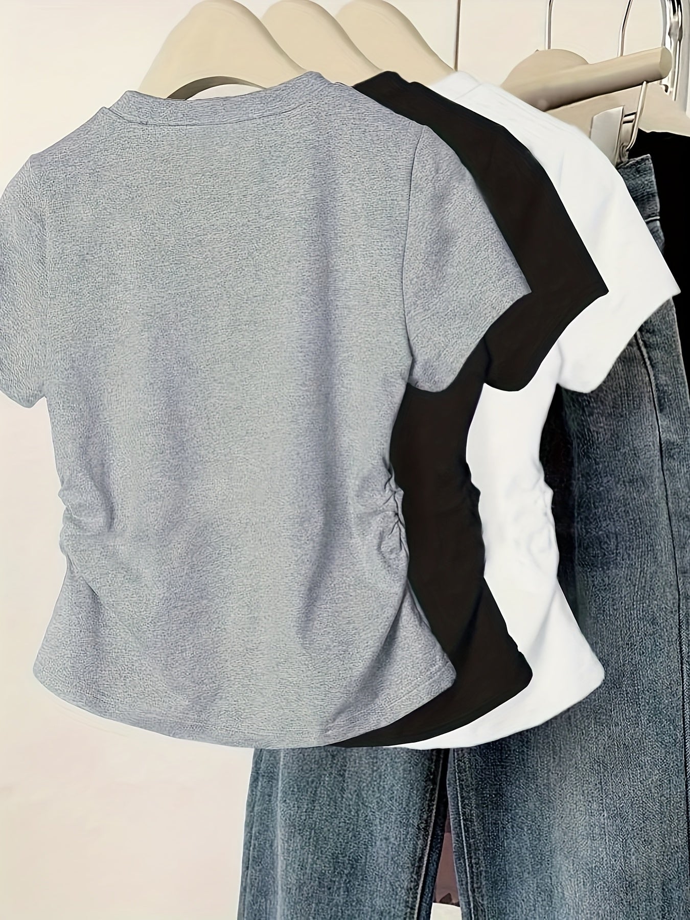 Unisex Graphic Print T-Shirt – Sizes XS–XL detail view