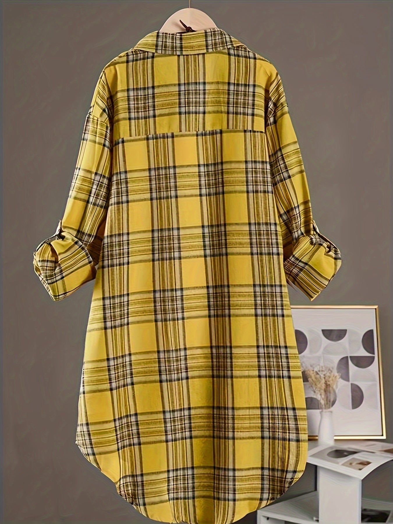 Unisex Plaid Shirt - Long Sleeve detail view