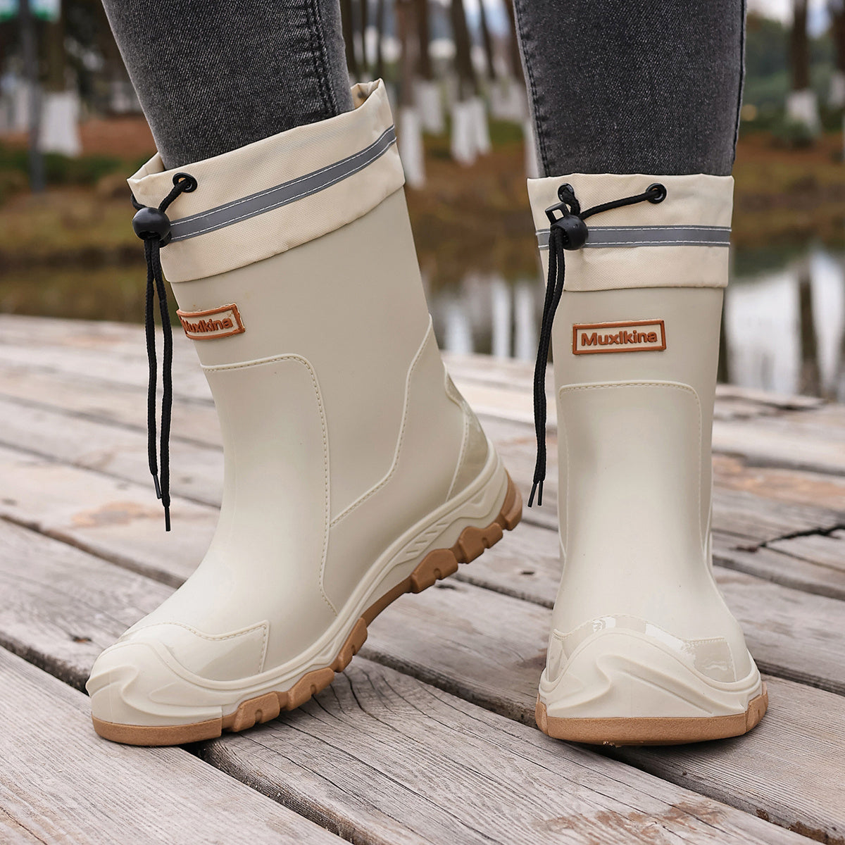 Unisex Rain Boots – Lightweight Slip-On for Outdoor & – main product image