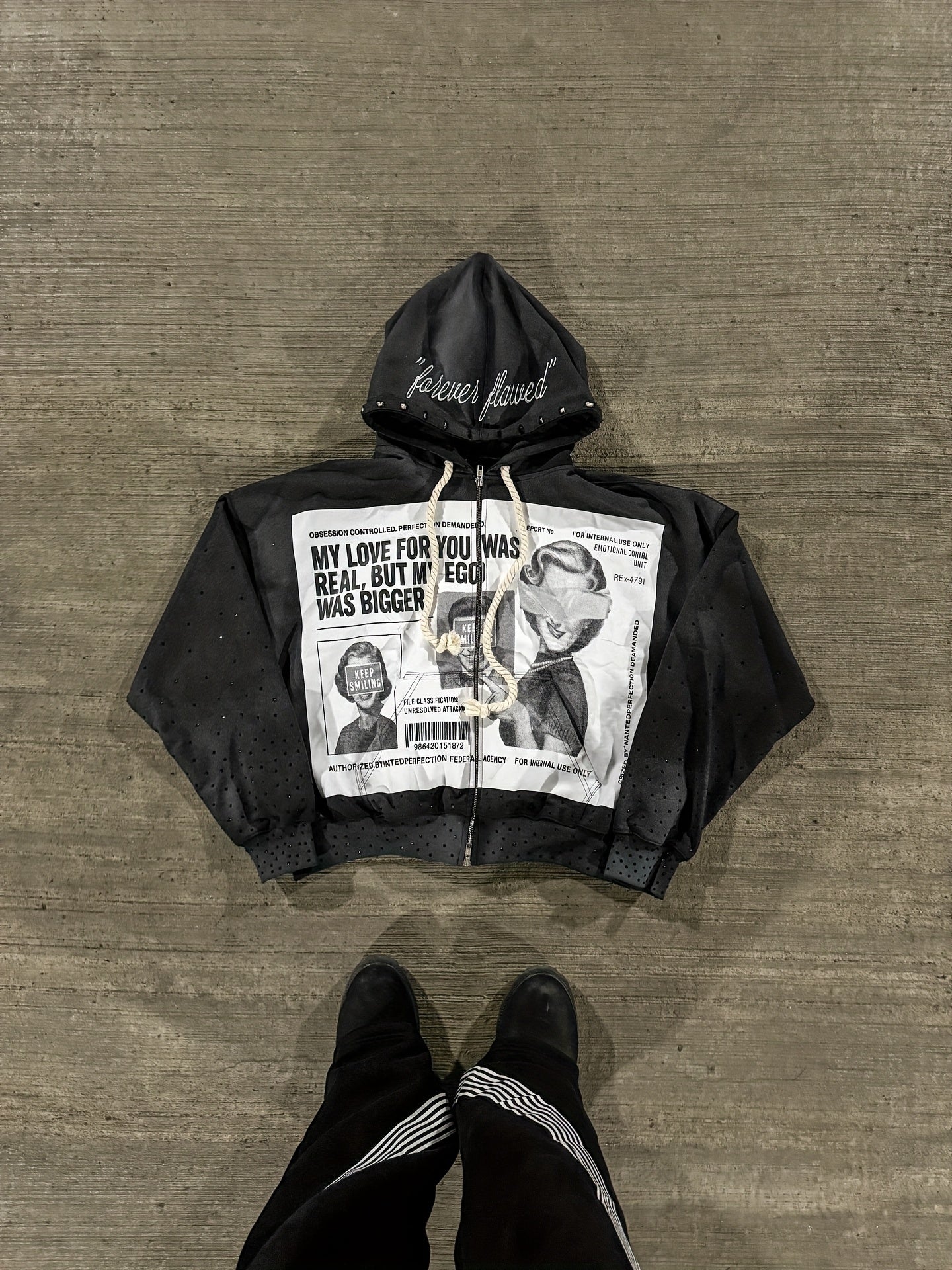 Unisex Relaxed Graphic Pullover Hoodie detail view