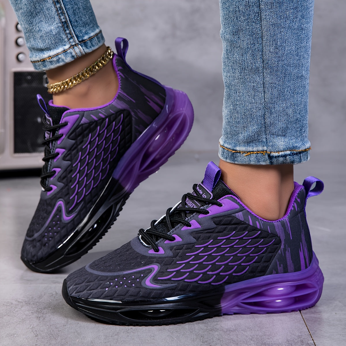 Unisex Running Shoes – Breathable Mesh Cushioned Comfort for Active Days – view 4