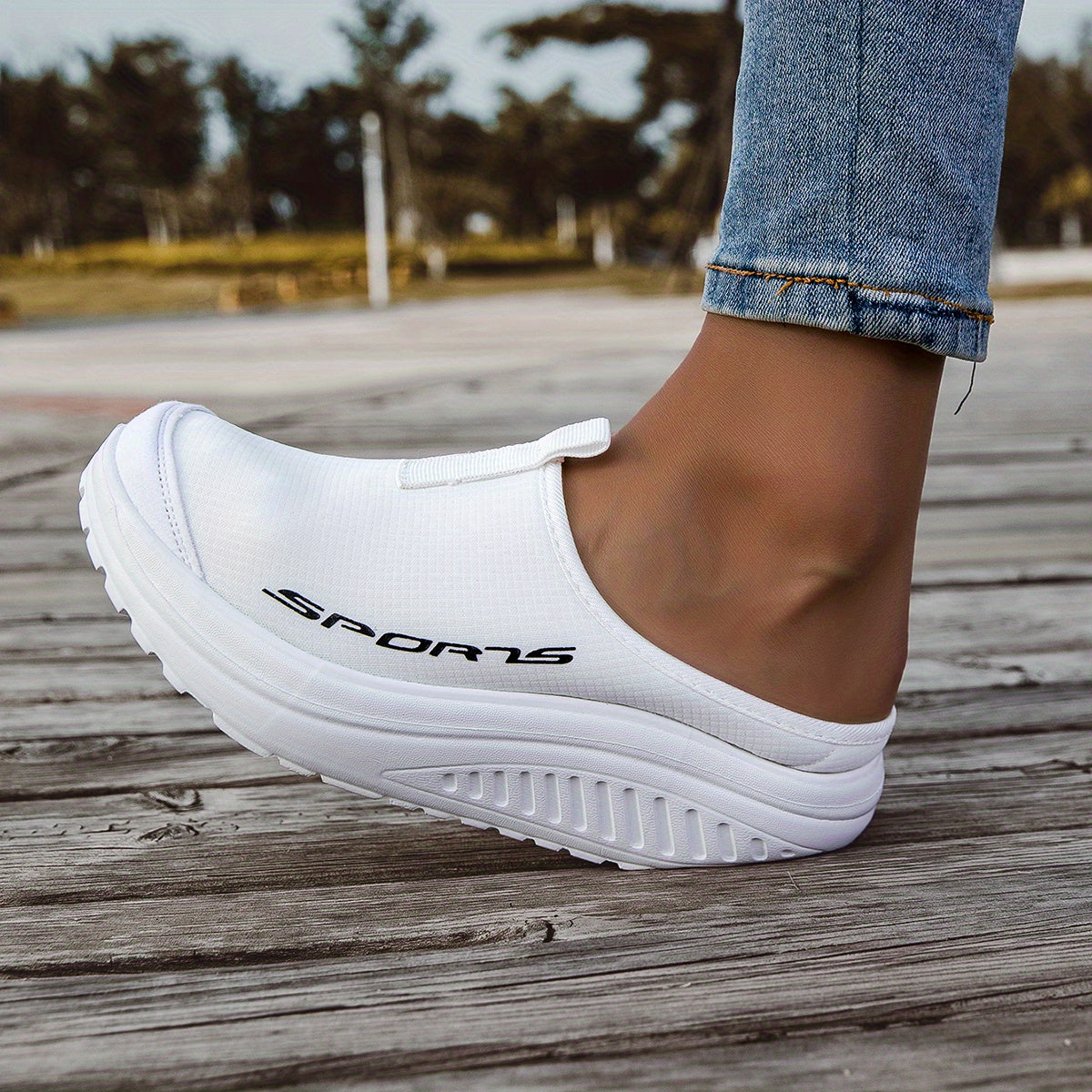 Unisex Slippers – Breathable Mesh Non-Slip Sole for Beach & Water – White – view 3