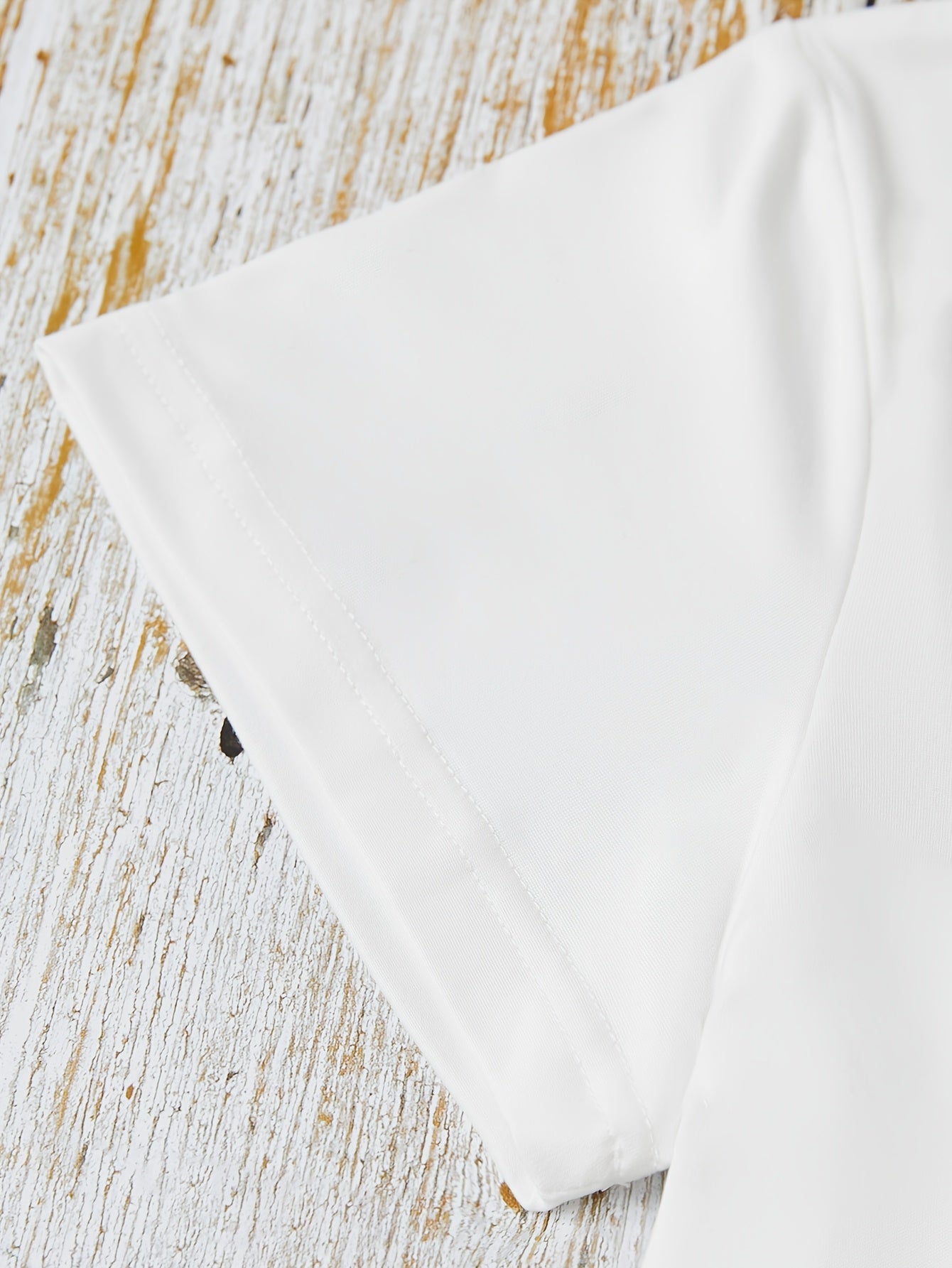 Unisex Solid Color T-Shirt - Short Sleeve – White Colorway 13317 detail view