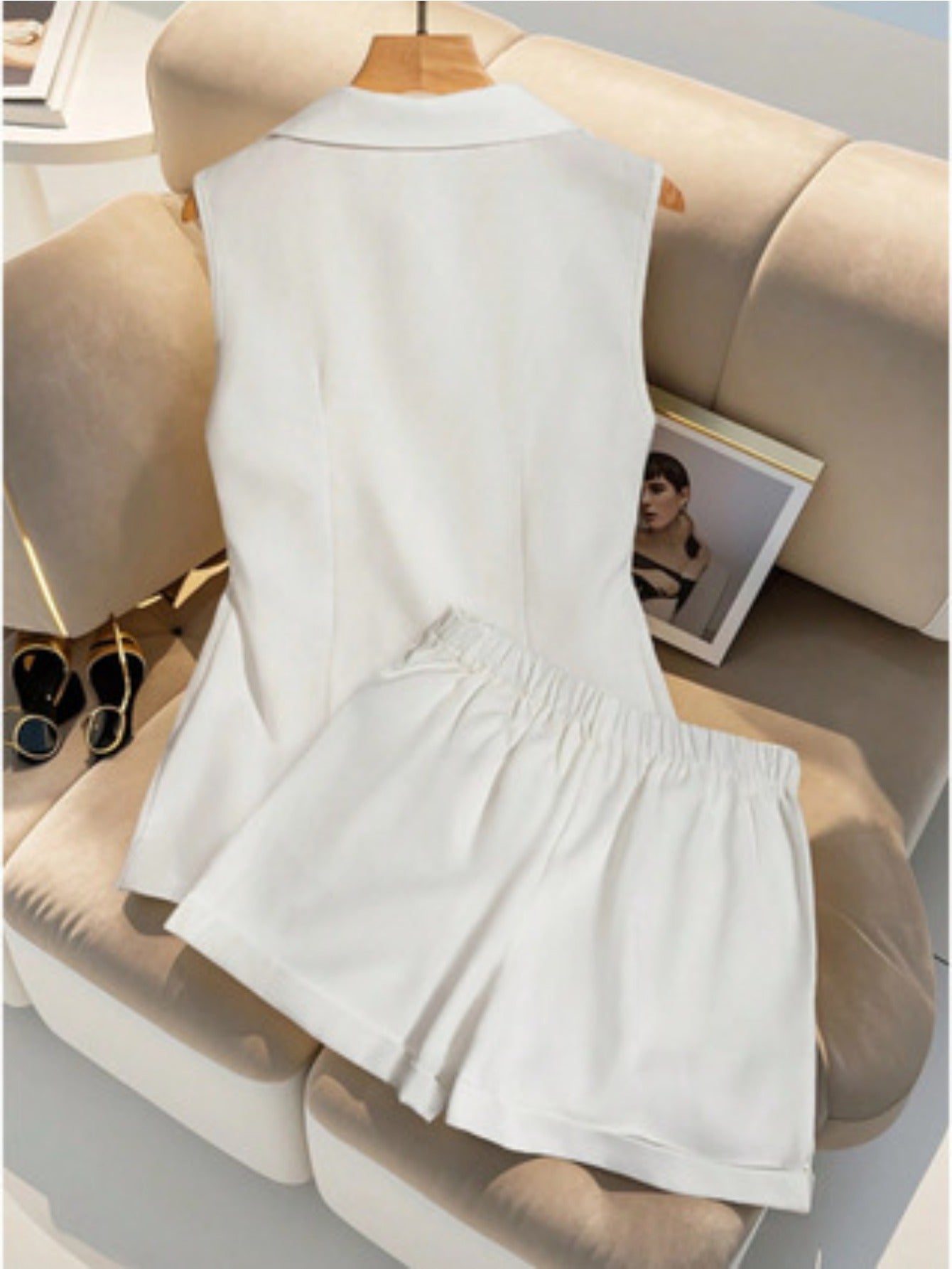 Unisex Two-Piece Outfit Set – White detail view