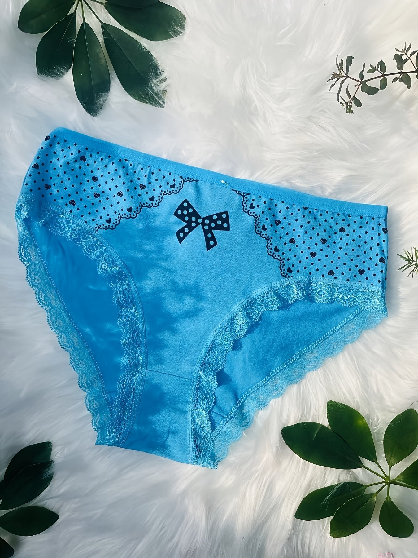Women's 12-Pack Mid-Rise Briefs - Heart Detail Everyday Comfort - Curve Fit – view 10
