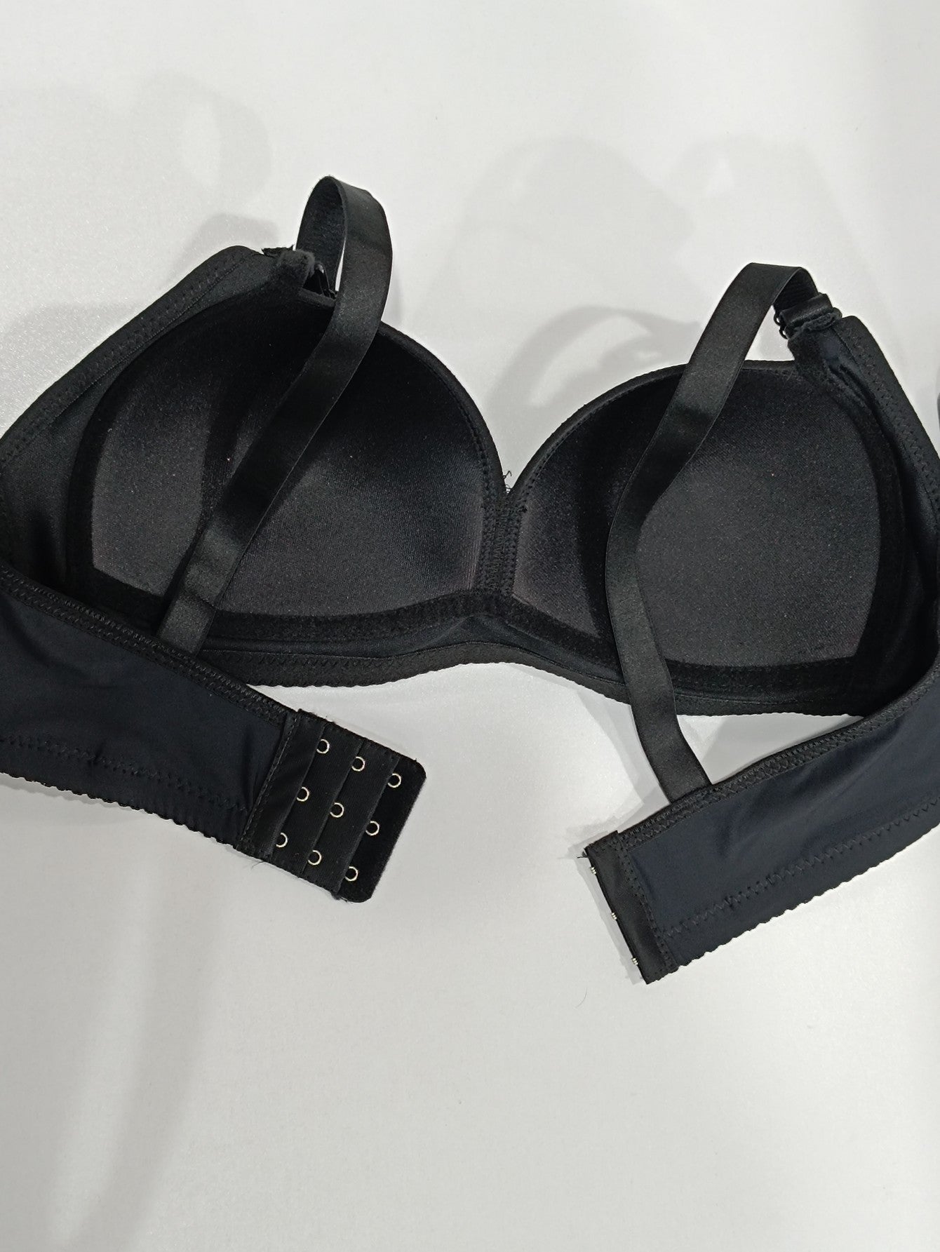 Women’s 6-Pack Wireless Bra - Soft Everyday Support – view 15