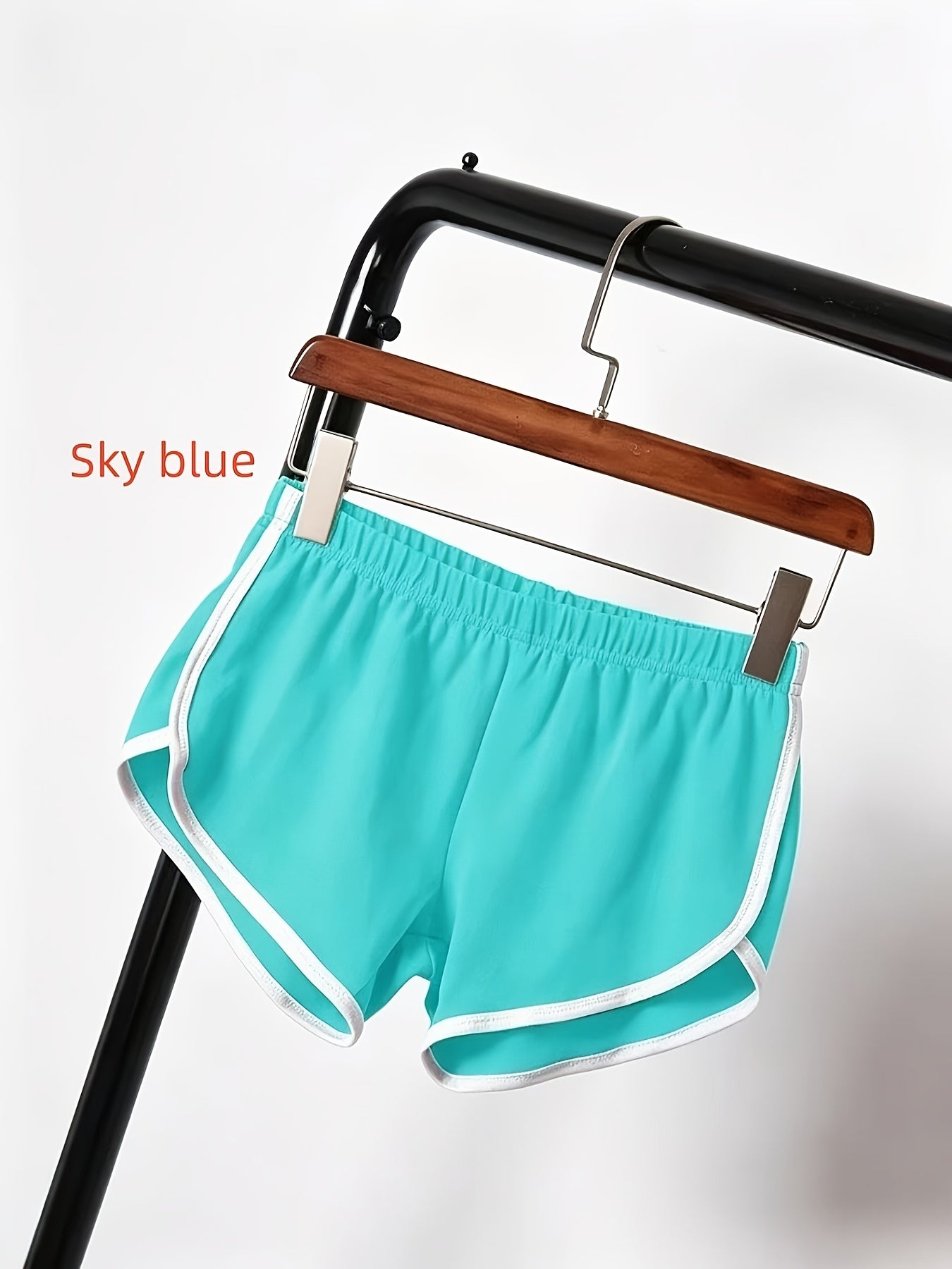 Women's Athletic Shorts - Elastic Waist detail view