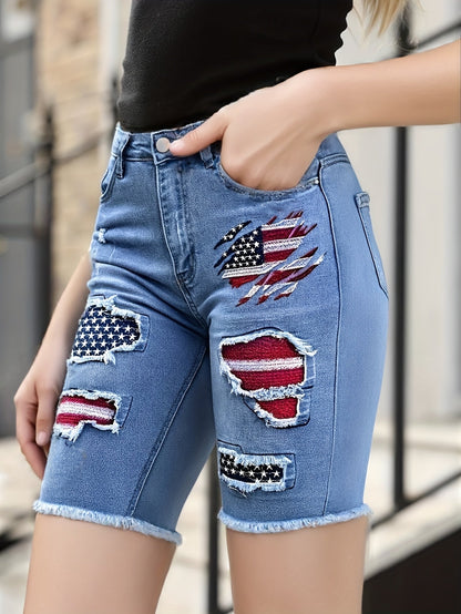 Women's Bermuda Shorts - Distressed detail view