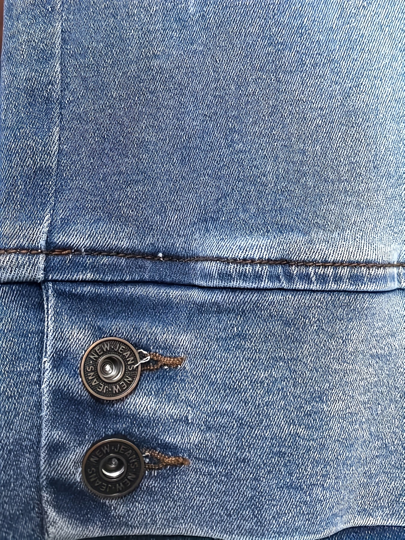 Women's Bermuda Shorts - Stretch – Light Blue detail view