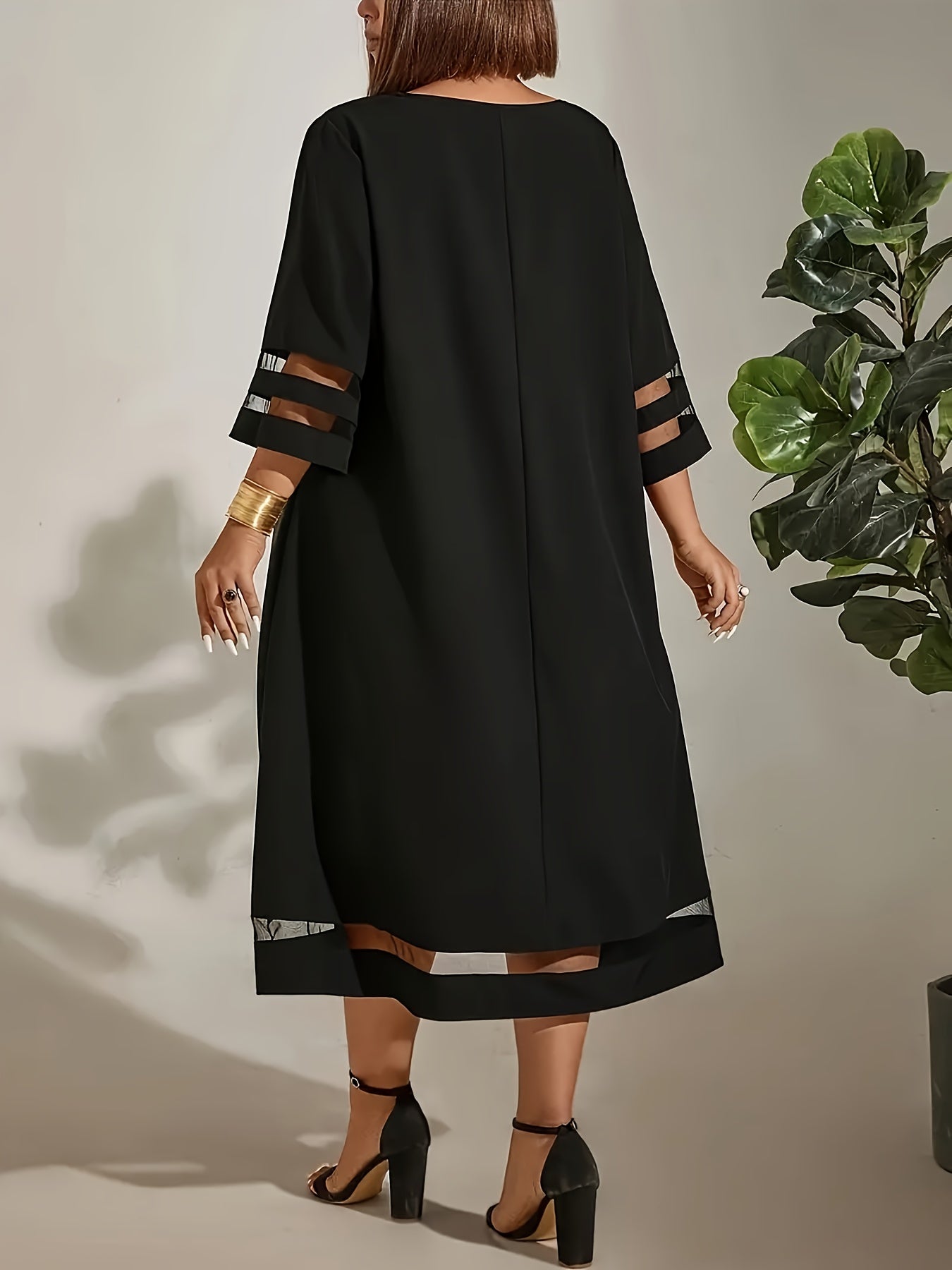 Women's Black Solid Casual Dress – view 9