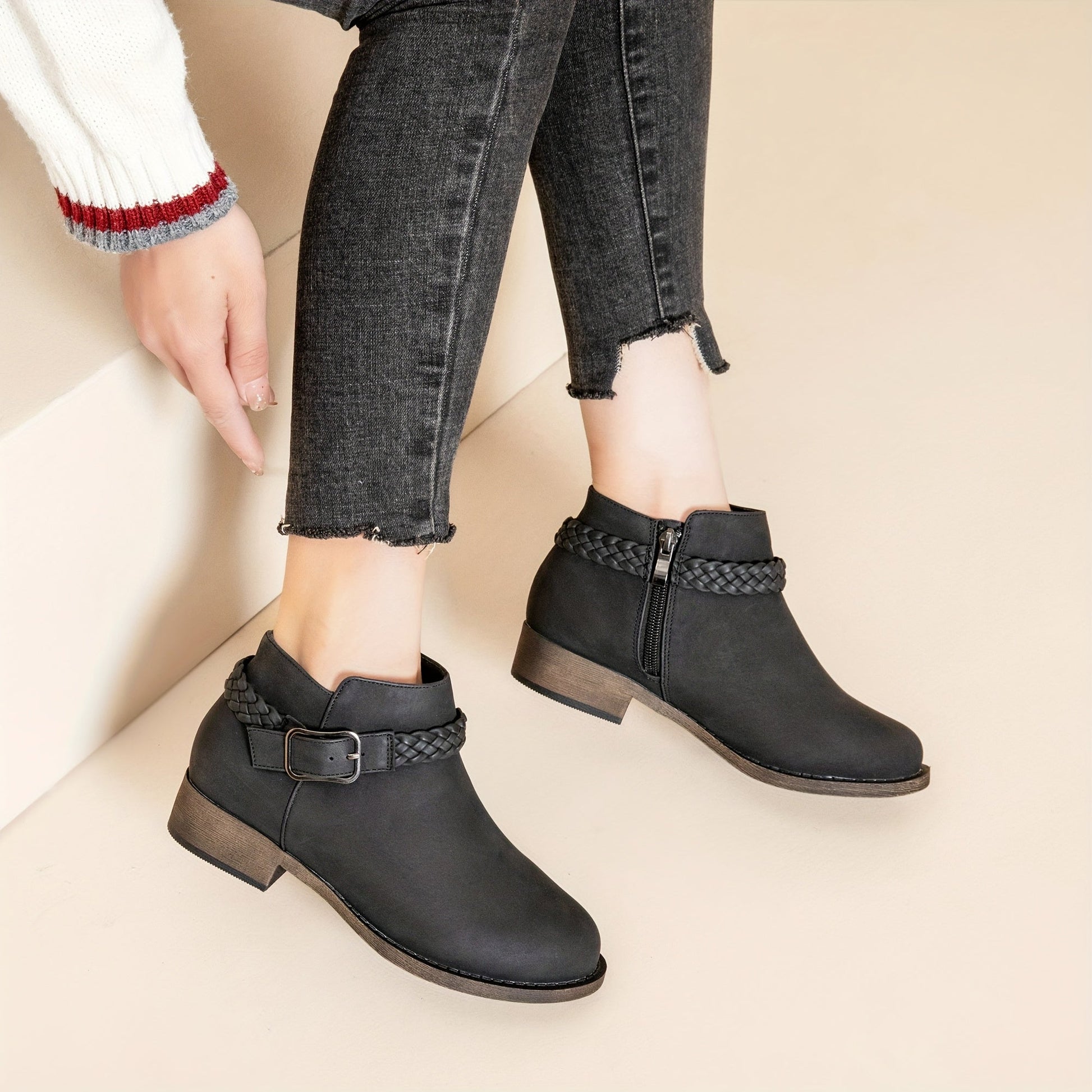 Women's Boots – Platform for Everyday Wear – Black – view 5