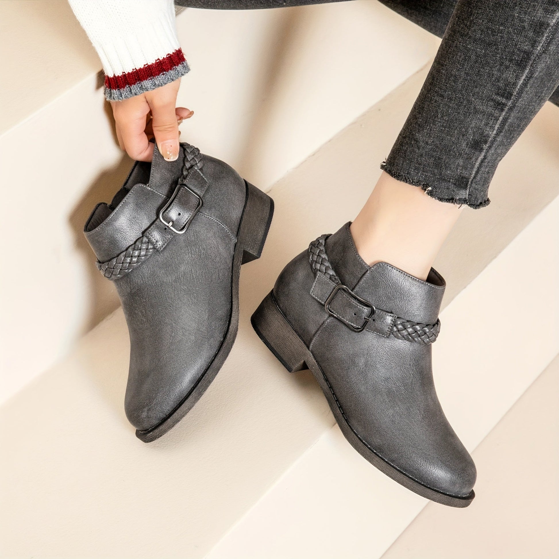Women's Boots – Platform for Everyday Wear – Black – view 6