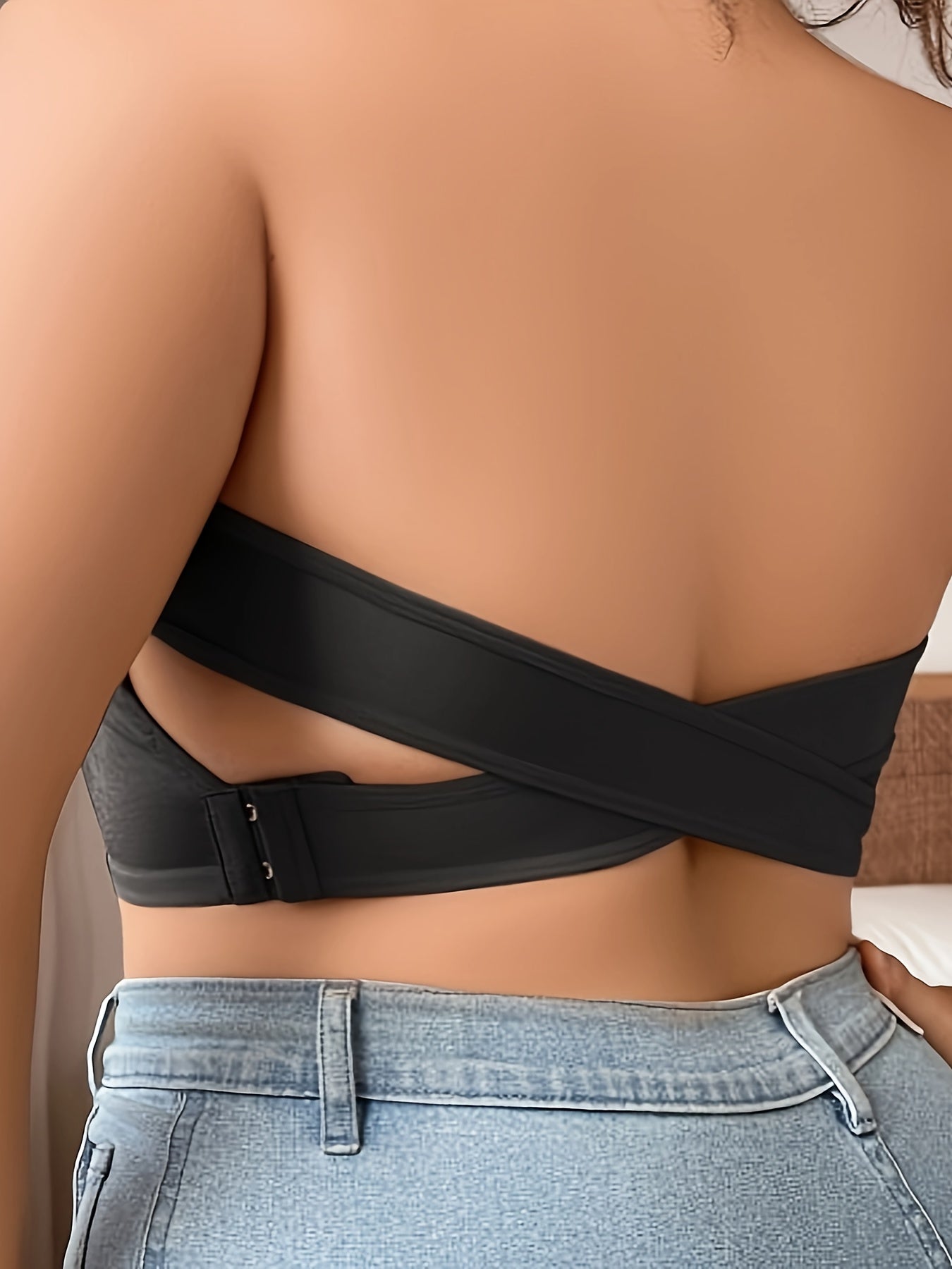 Women’s Bra - Breathable Daily Comfort – White / Black detail view
