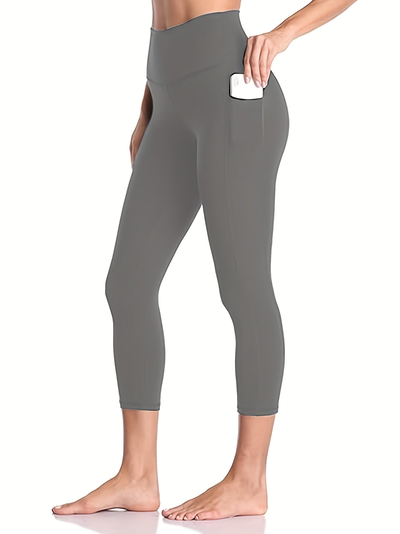 Women's Capri Leggings - Pockets Stretch Fit detail view