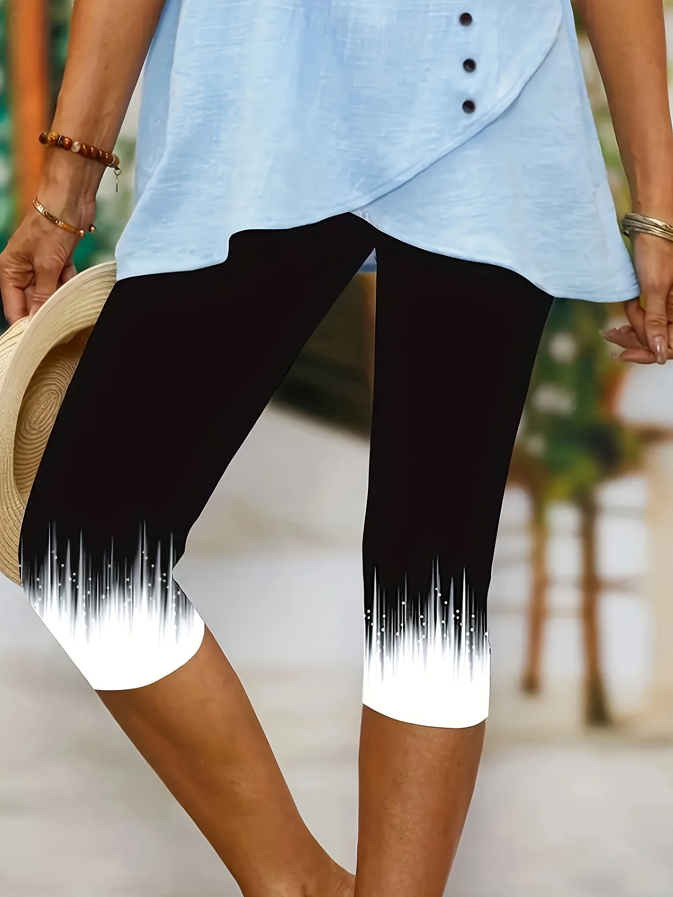 Women's Capri Leggings - Stretch Fit detail view