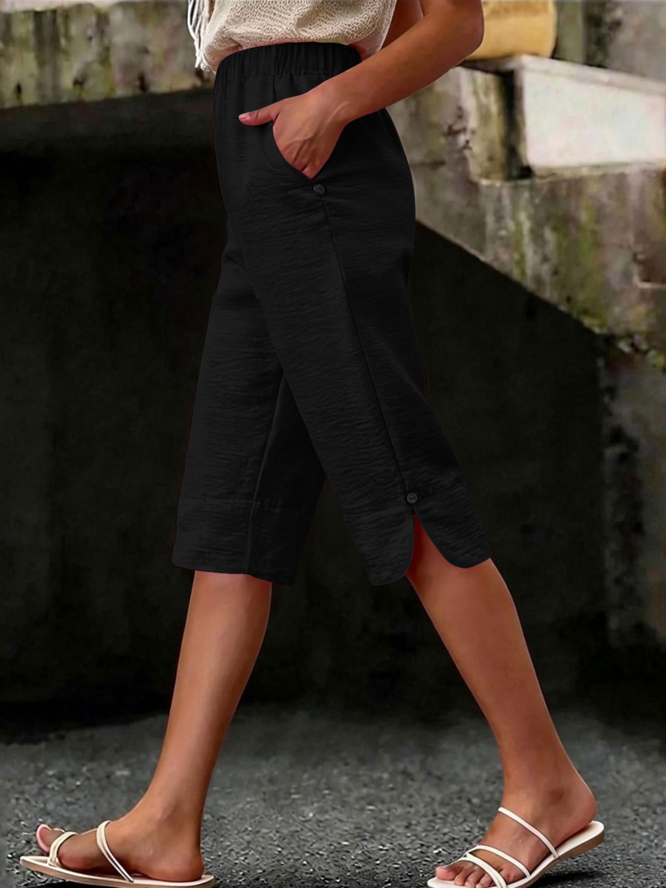 Women's Capri Pants - Elastic Waist Wide leg detail view
