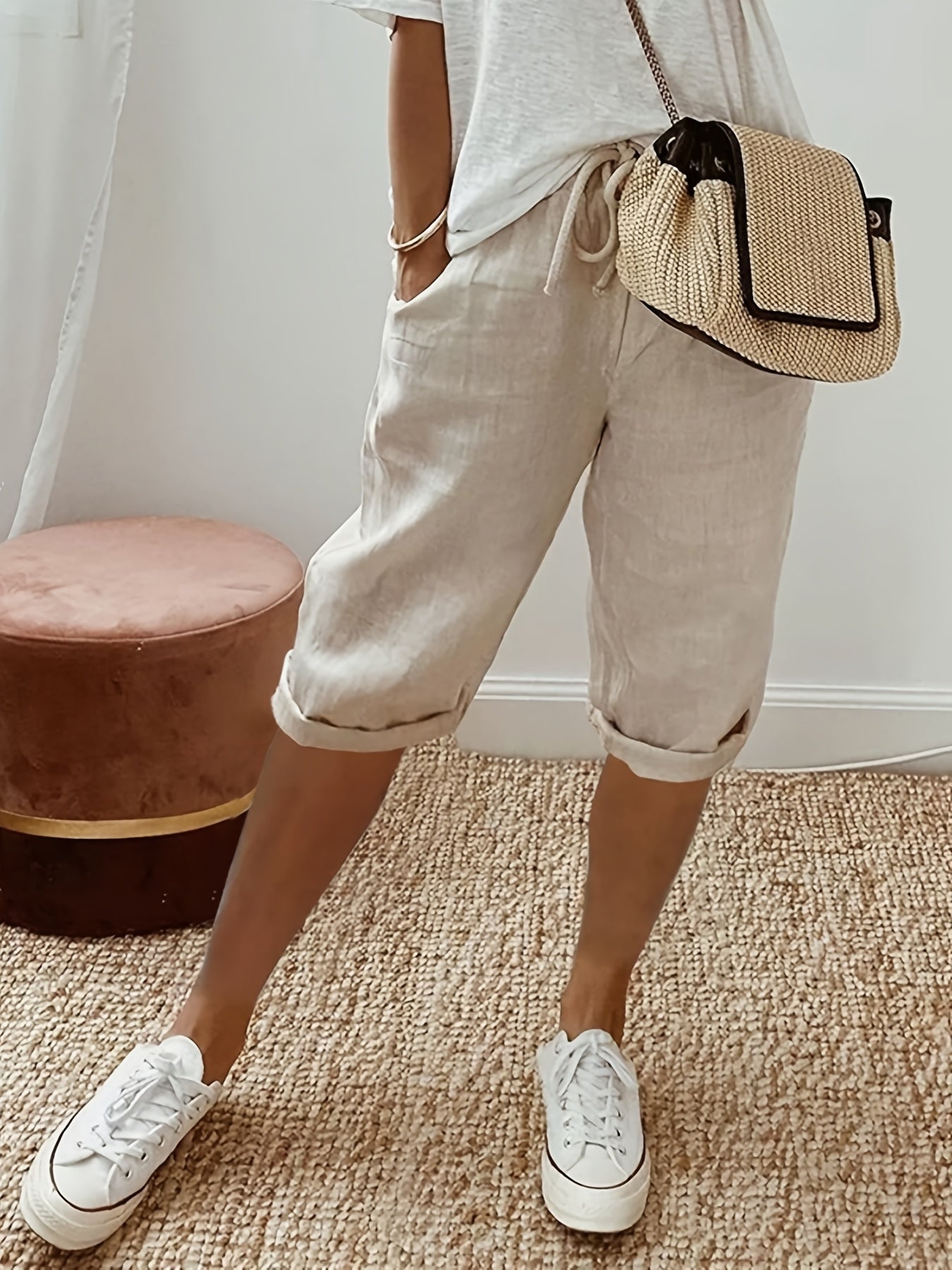 Women's Capri Pants - Pocket Detail detail view