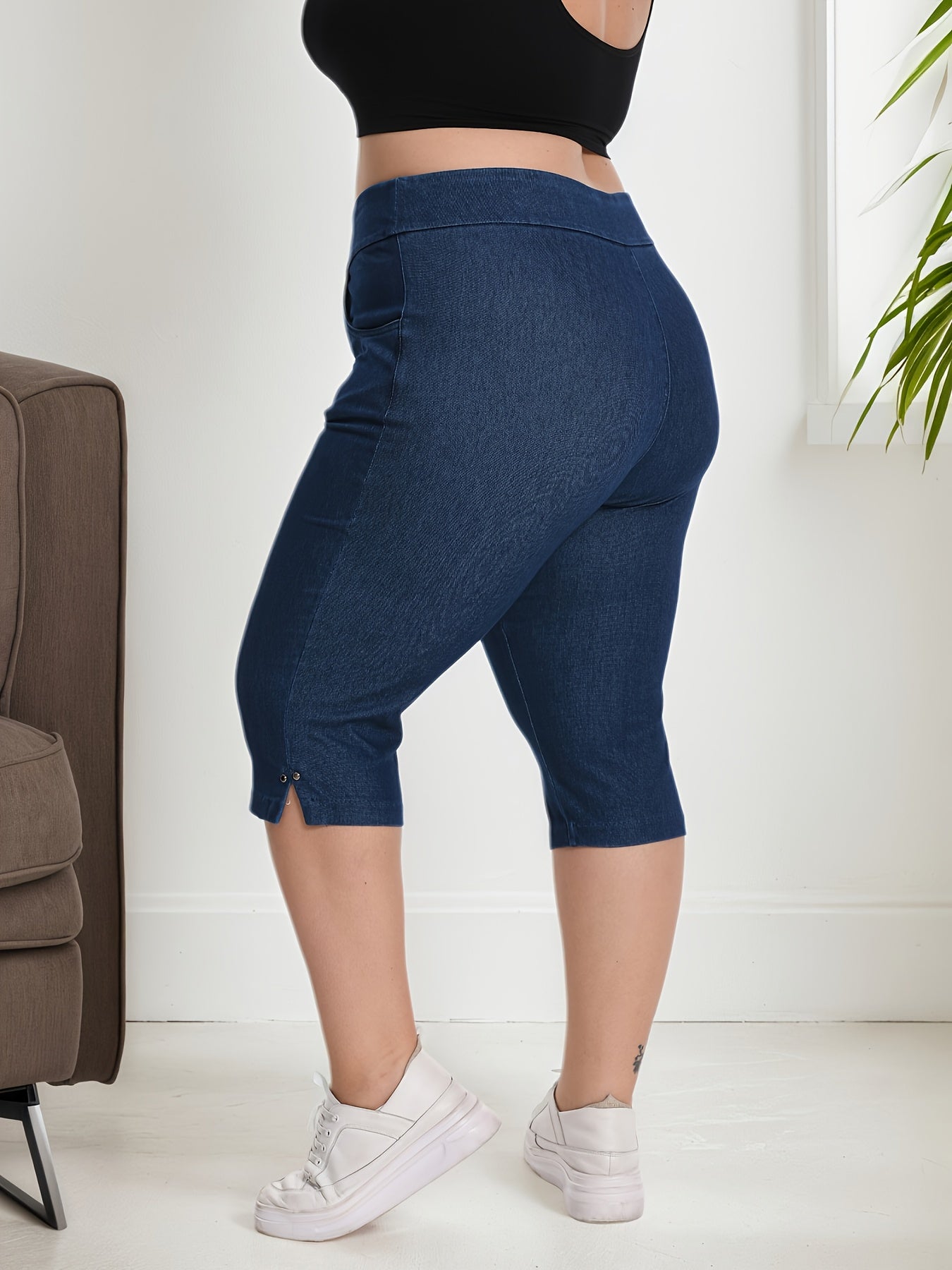 Women's Capri Pants - Stretch Relaxed fit 02 detail view