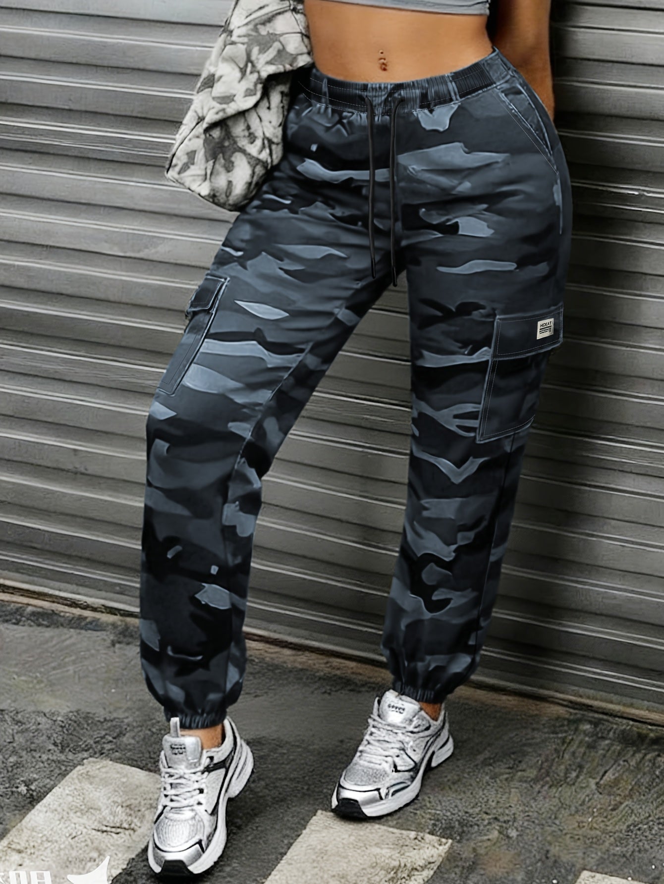 Women's Cargo Pants - Drawstring Waist Relaxed fit 09 detail view