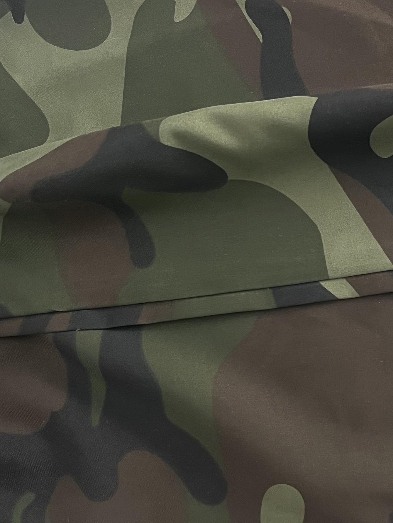Women's Cargo Pants - Elastic Waist detail view