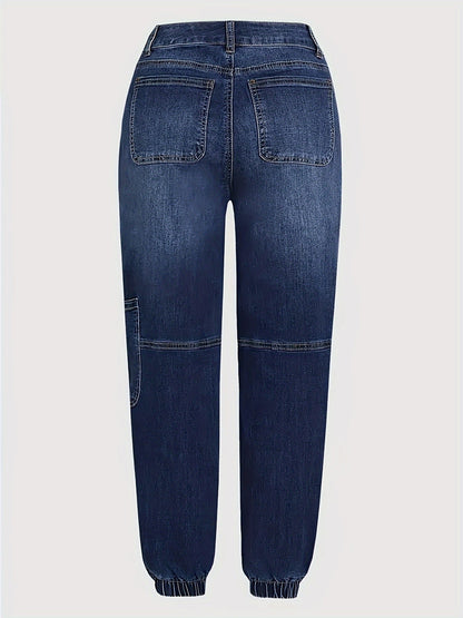Women's Cargo Pants - Pocket Detail Regular Fit detail view