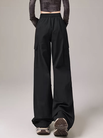 Women's Cargo Pants - Pocket Detail Wide leg 78 detail view