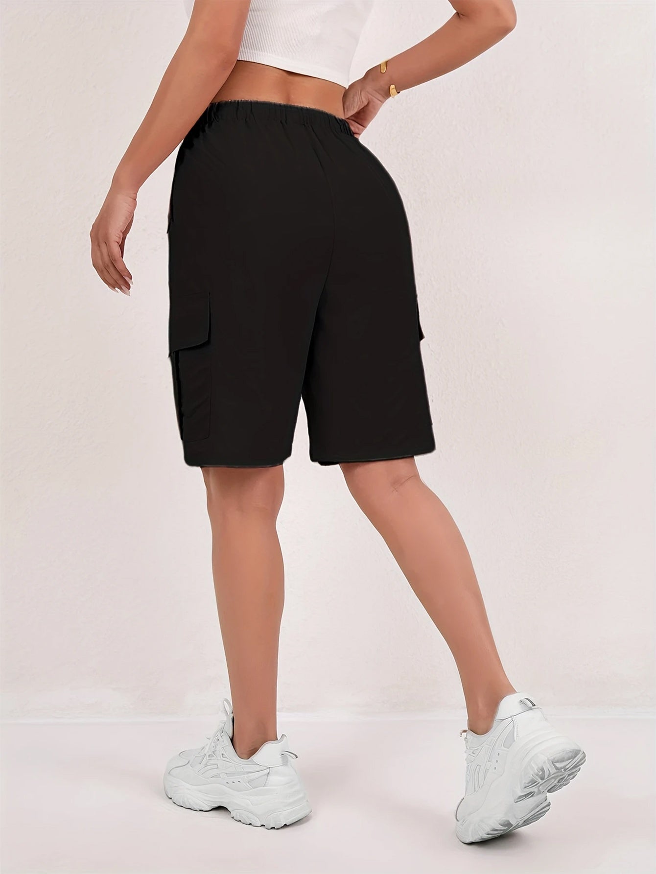 Women's Cargo Shorts - 2-Pack Pockets detail view