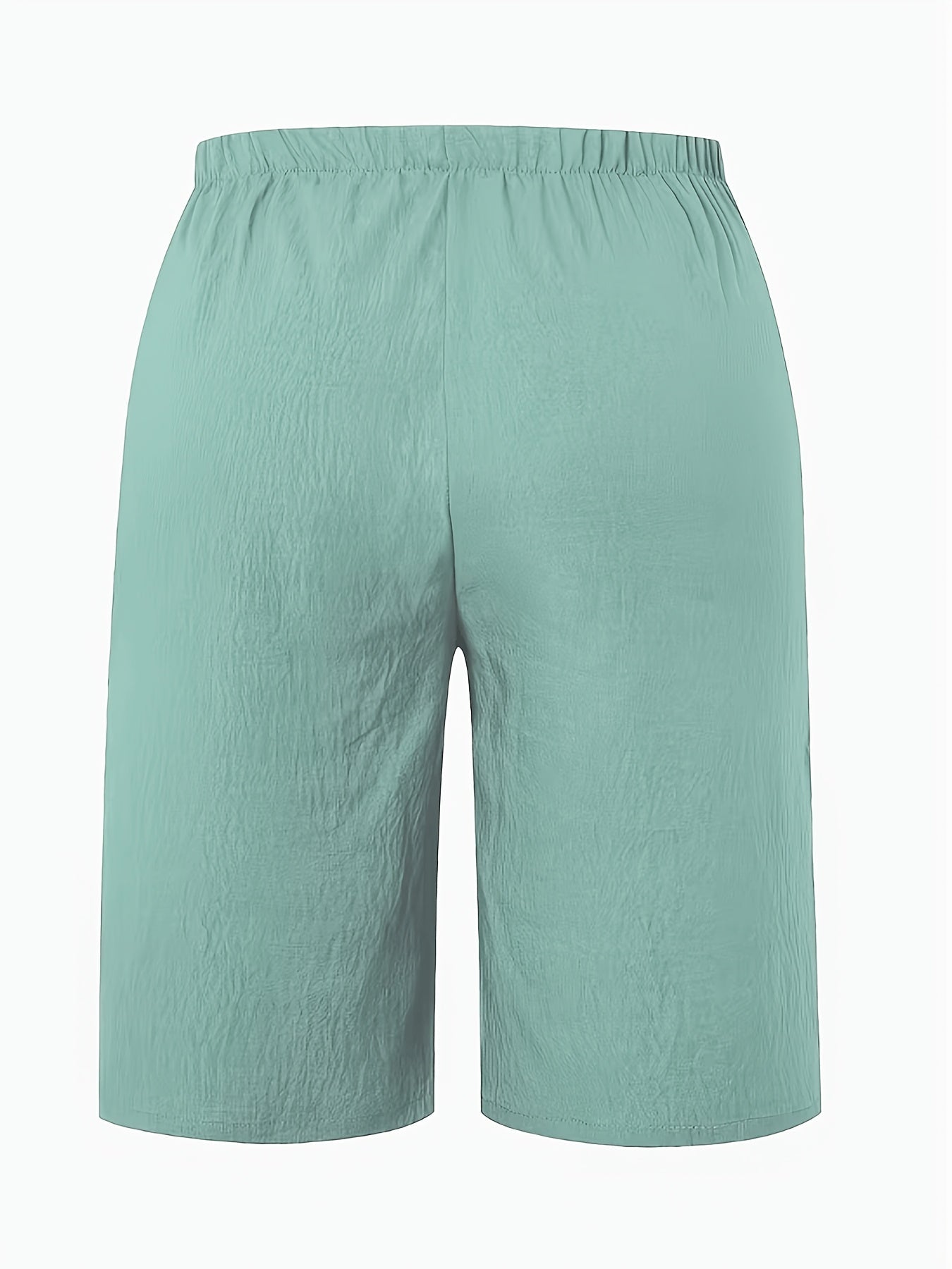 Women's Cargo Shorts - Drawstring Waist With Pockets – Regular Fit detail view