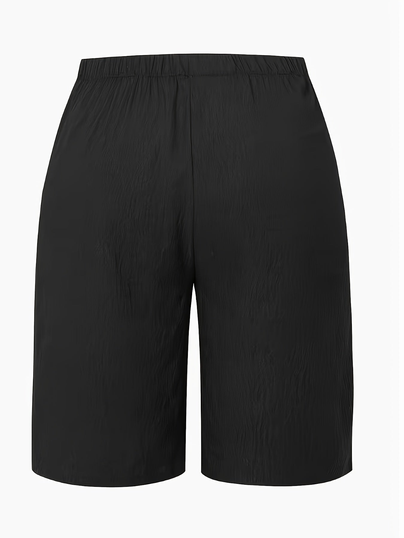 Women's Cargo Shorts - Drawstring Waist With Pockets – Regular Fit detail view