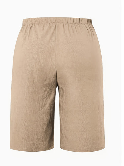 Women's Cargo Shorts - Drawstring Waist With Pockets – Regular Fit detail view