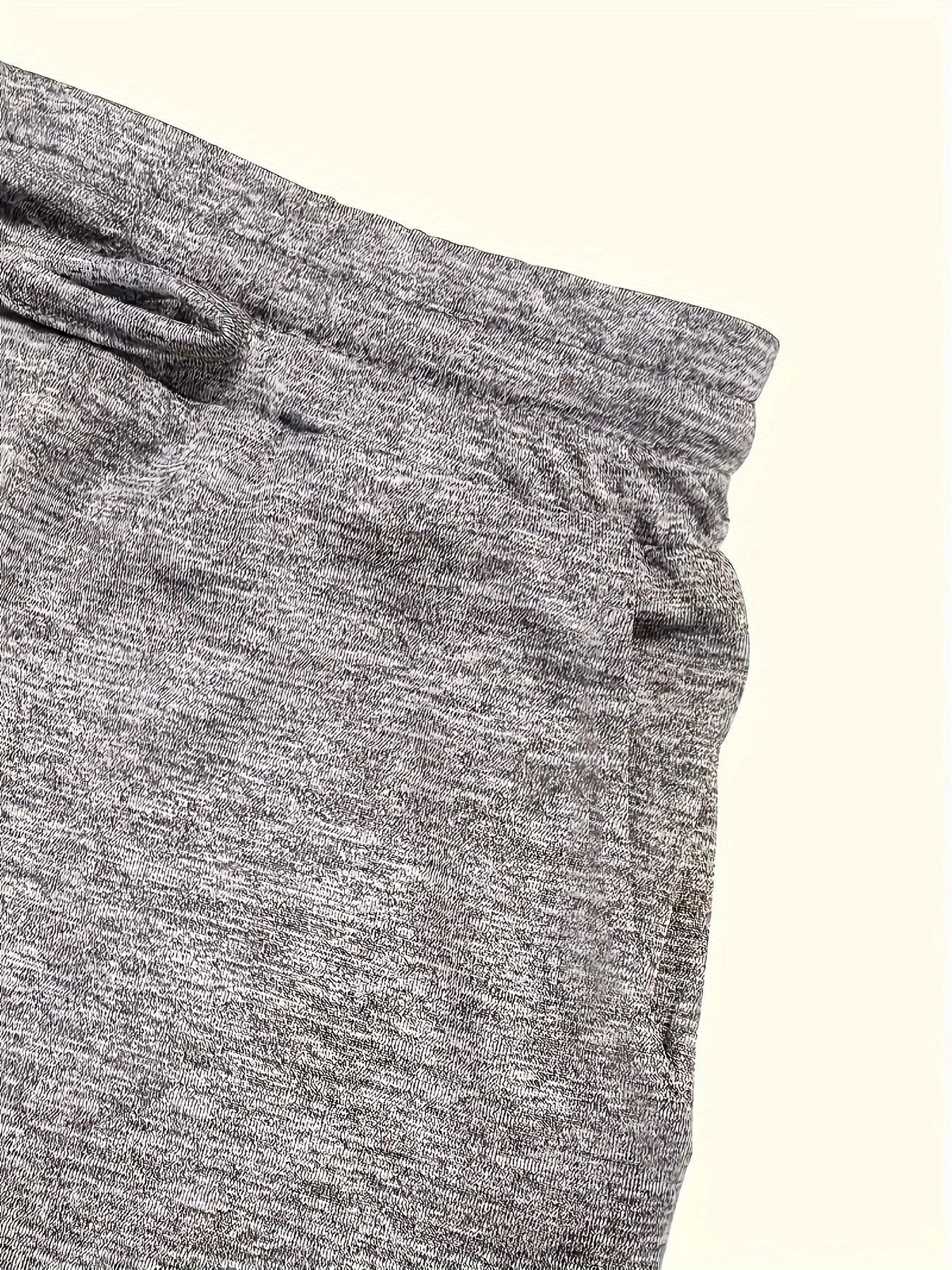 Women's Cargo Shorts - Stretch detail view