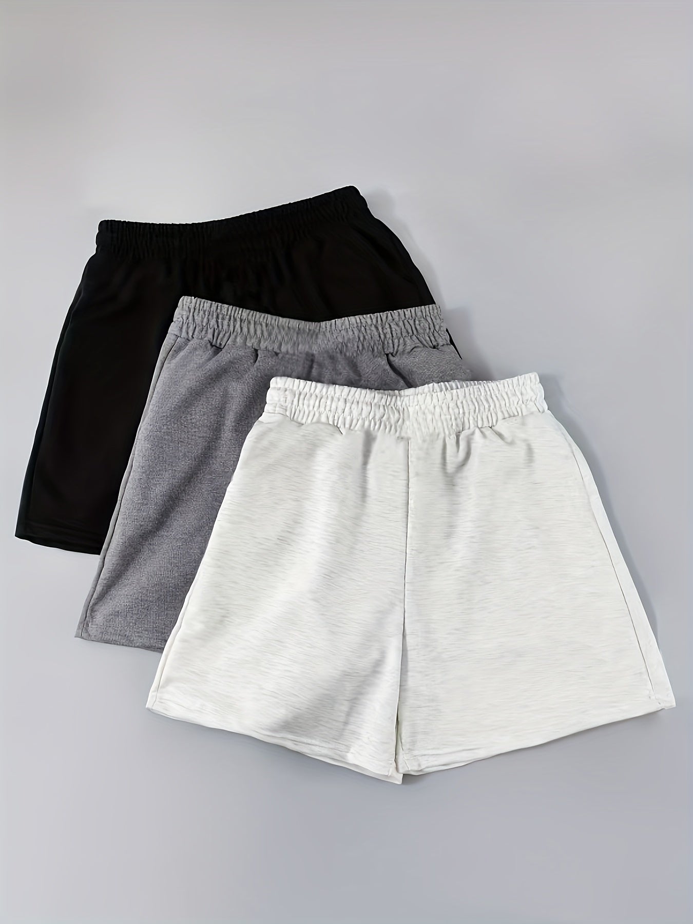 Women's Cargo Shorts - Stretch With Pockets – See garment label for fiber content / detail view