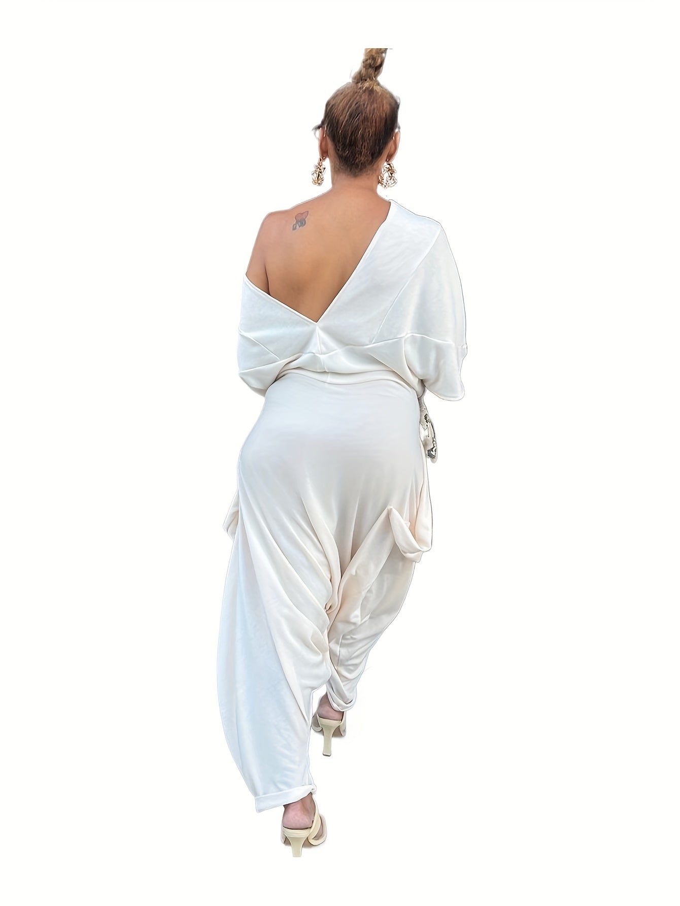 Women's Casual Jumpsuit - Full Length Pocket Detail detail view