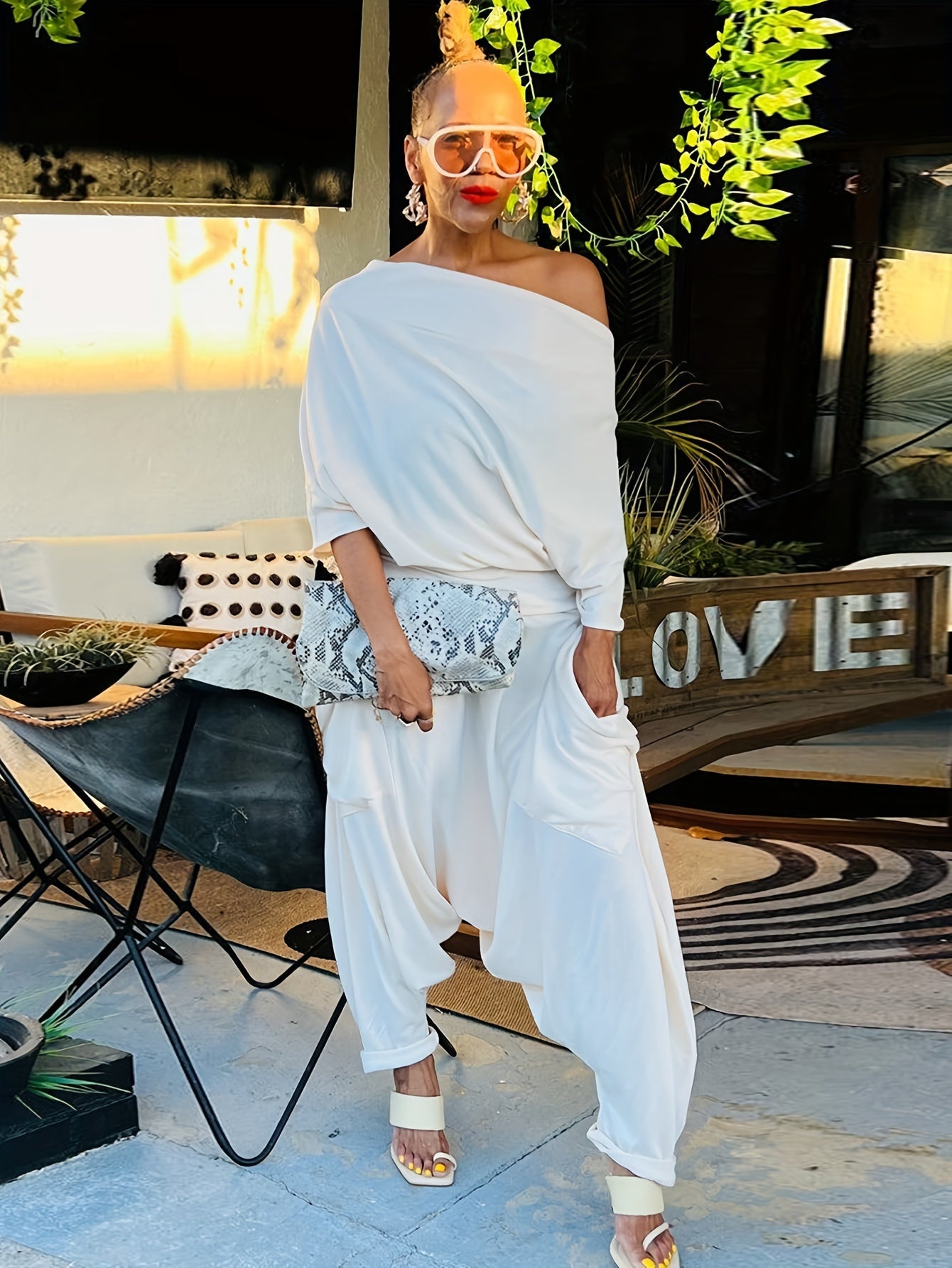 Women's Casual Jumpsuit - Full Length Pocket Detail detail view