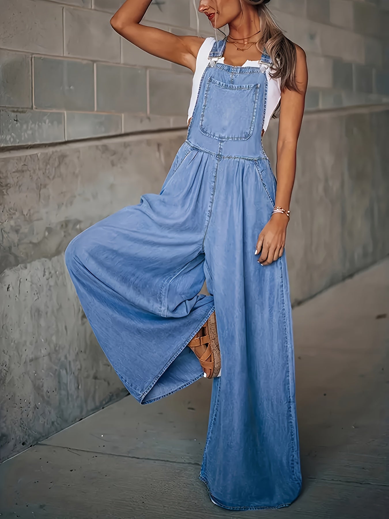 Women's Casual Jumpsuit - Relaxed Denim Pocket Design – Navy Color detail view