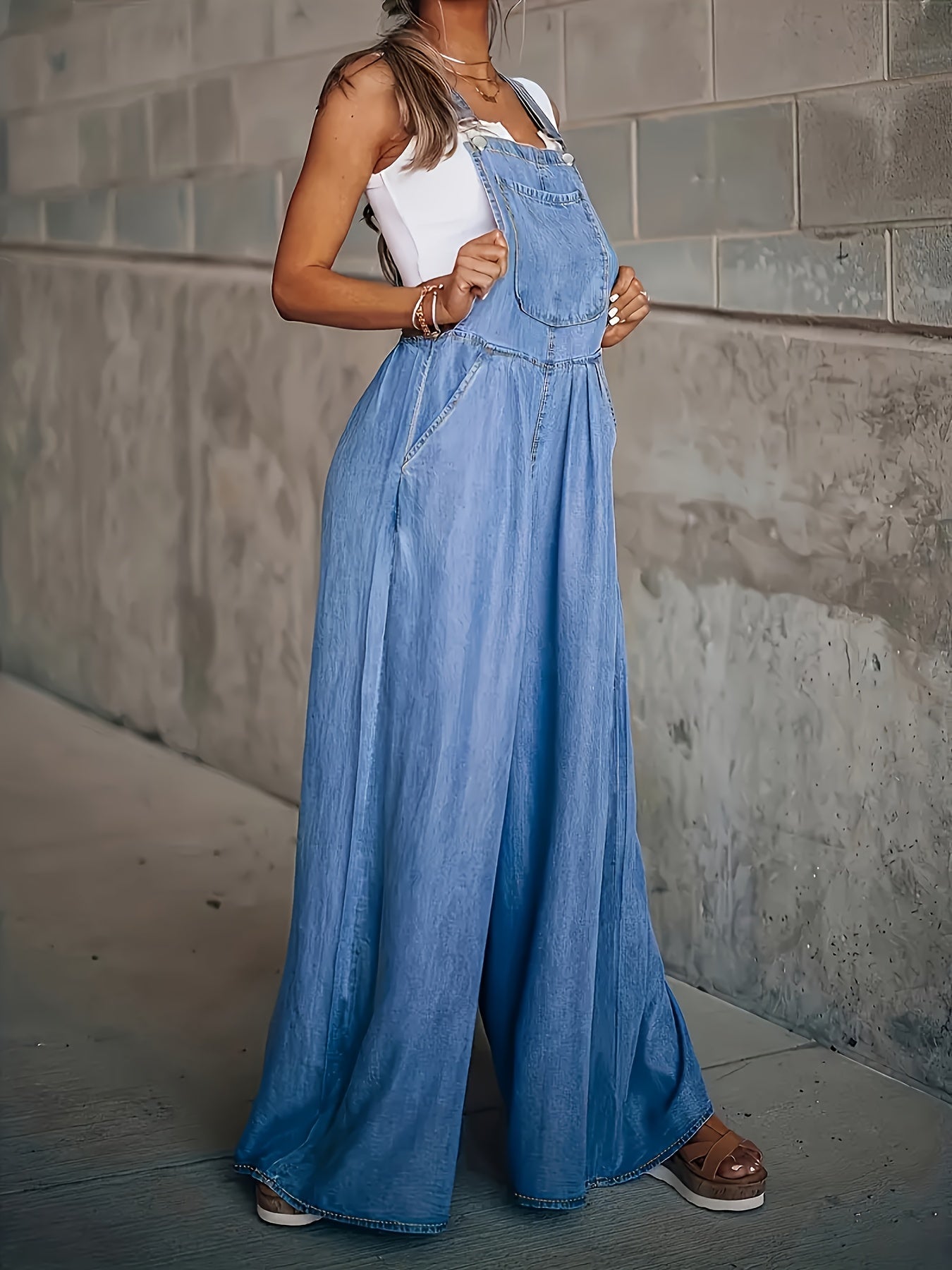 Women's Casual Jumpsuit - Relaxed Denim Pocket Design – Navy Color detail view