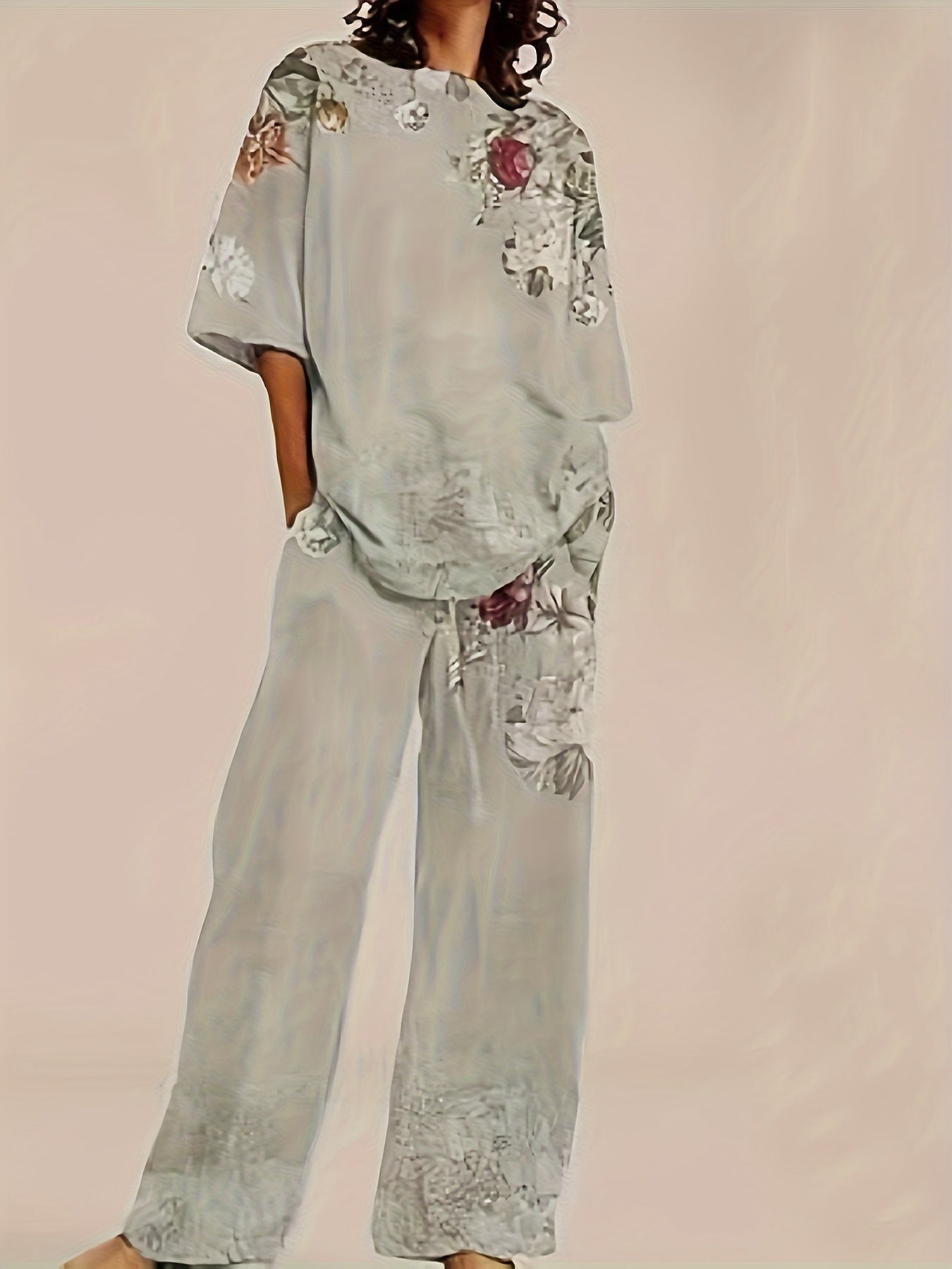 Women's Casual Pants - Floral Print Relaxed fit detail view