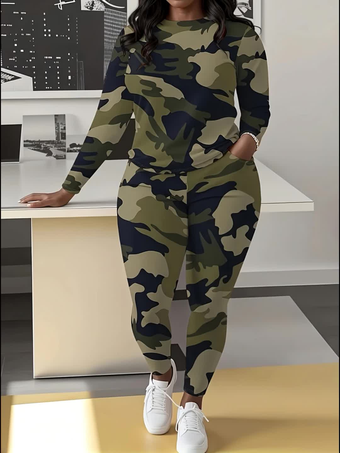 Women's Casual Pants - Stretch With Pockets detail view