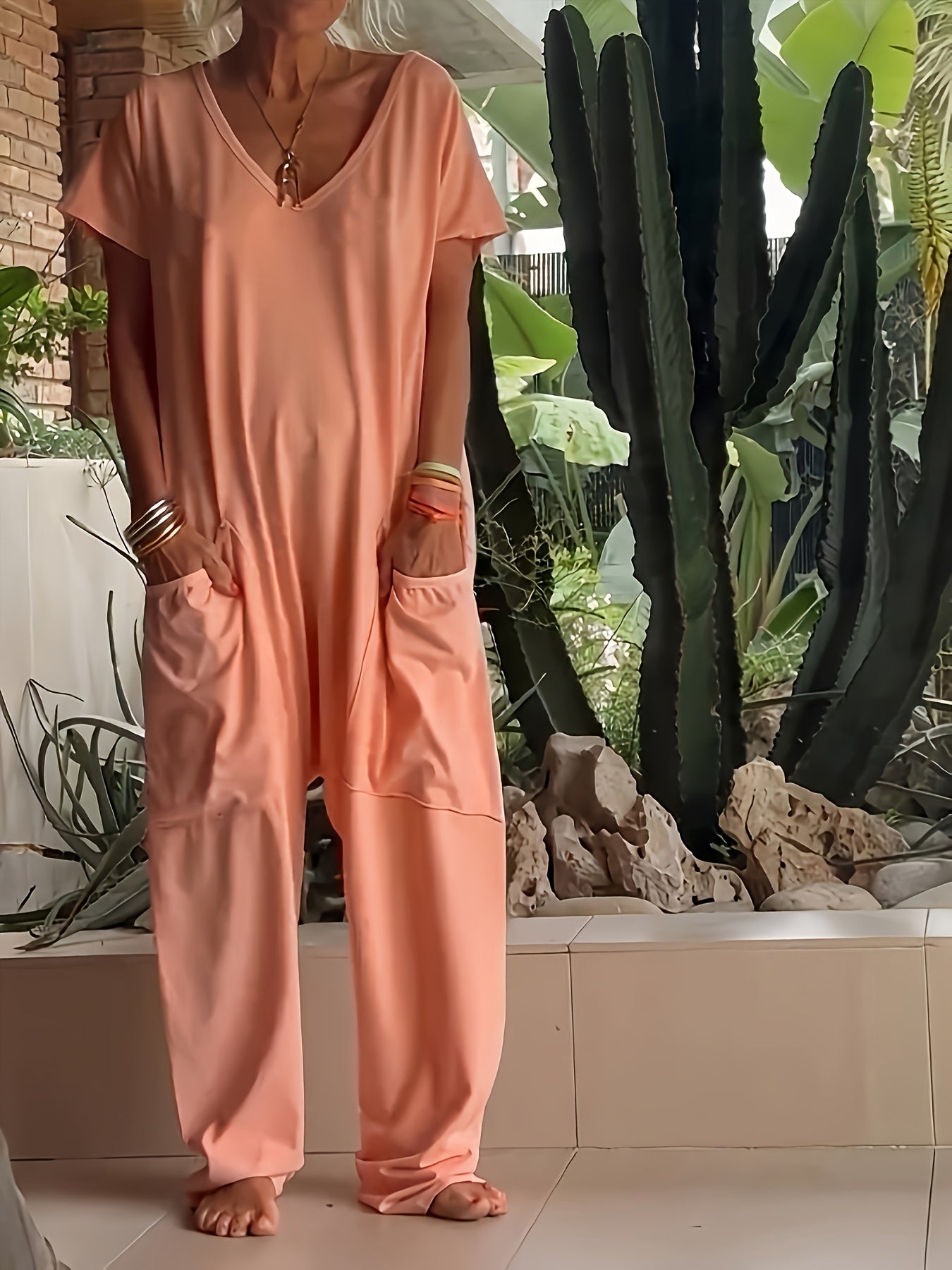 Women's Casual Romper - Short Leg Pocket Detail – view 8