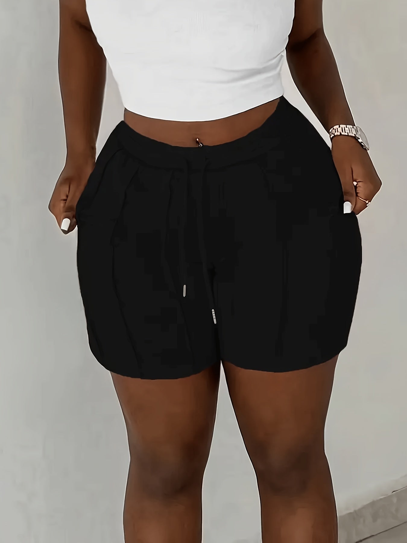 Women's Casual Shorts - 4-Pack Pockets detail view