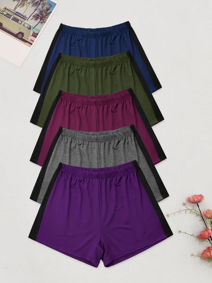 Women's Casual Shorts - Clean Finish Regular Fit detail view