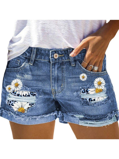 Women's Casual Shorts - Floral Print detail view