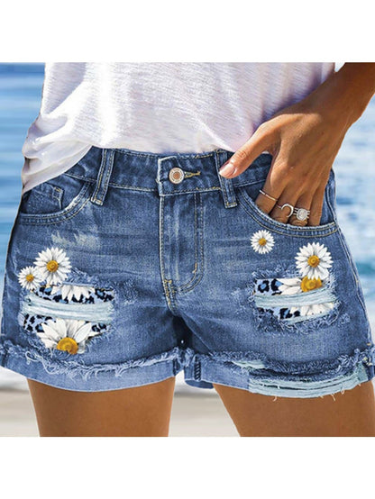 Women's Casual Shorts - Floral Print detail view